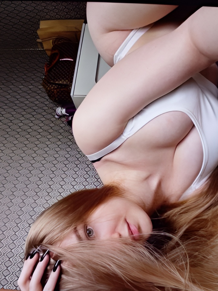 Фаина привлекательная девушка из Большой камень цена от 10000 руб