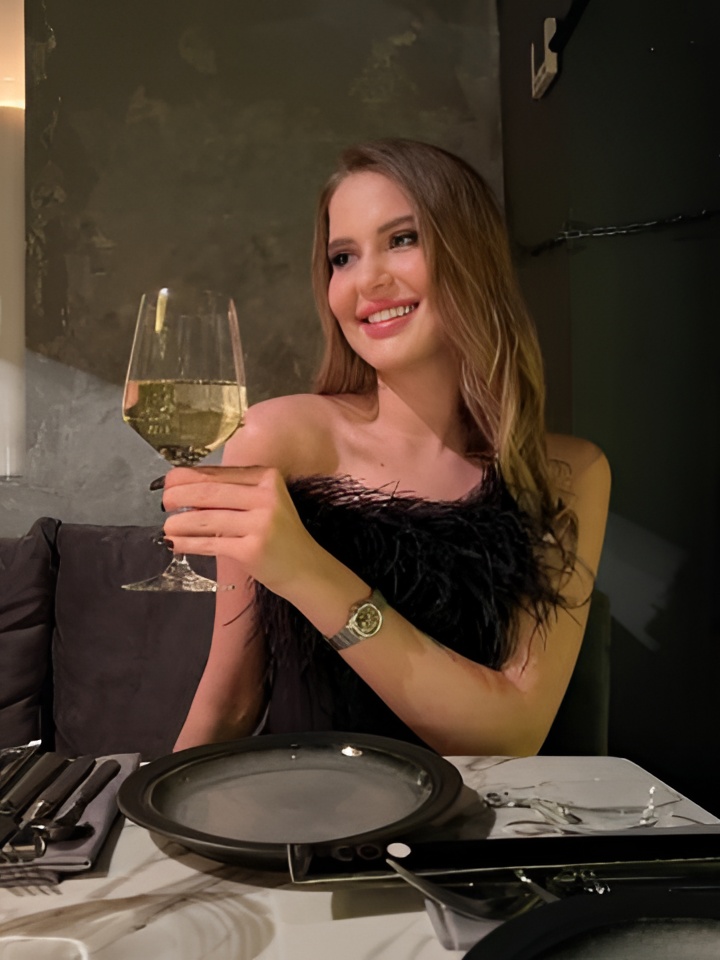 Индивидуалка Зина, доступна для личного знакомства от 2000 руб