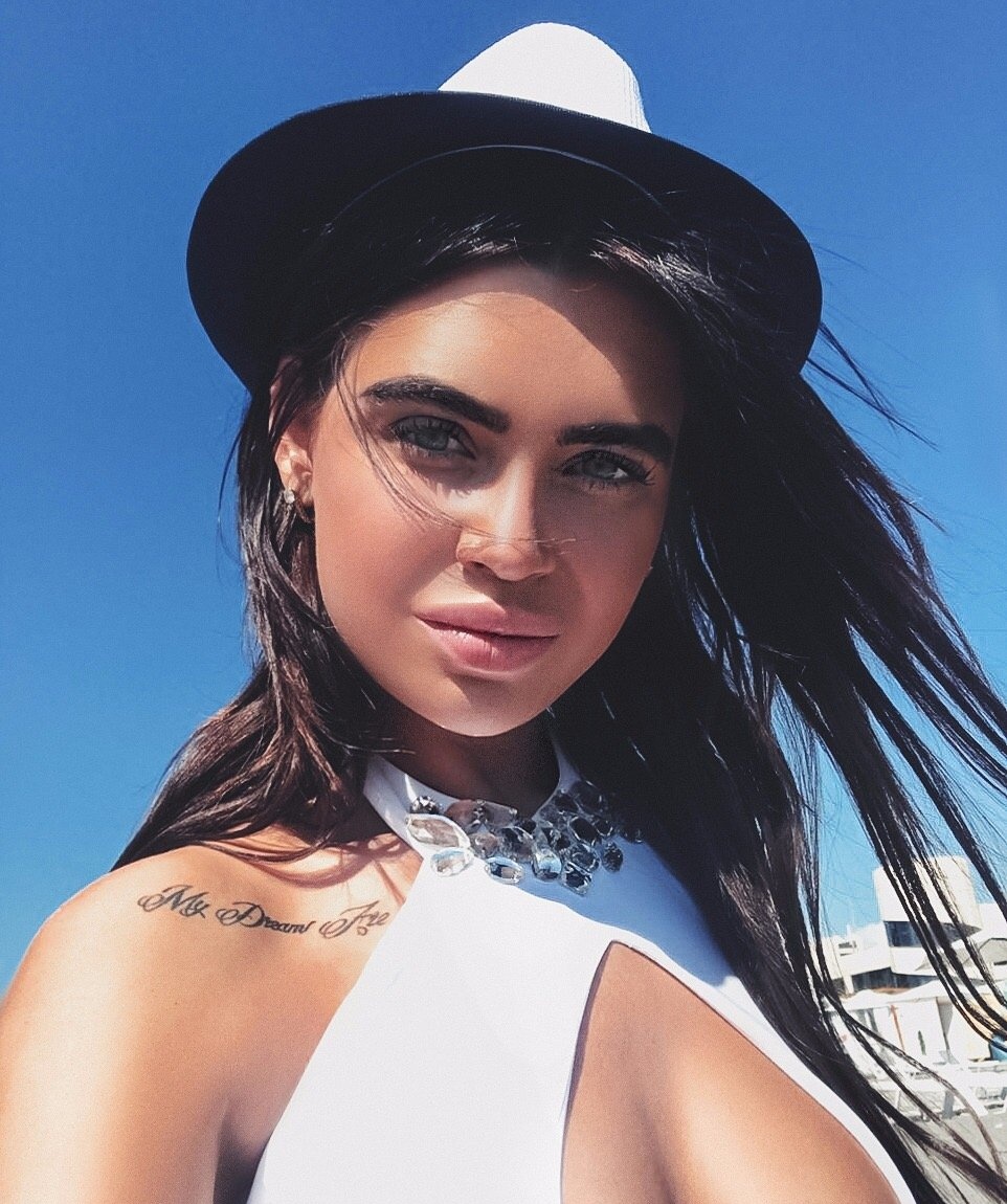 Татьяна привлекательная девушка из Большой камень цена от 7000 руб