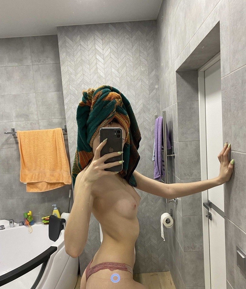 Радочка привлекательная девушка из Большой камень цена от 5000 руб