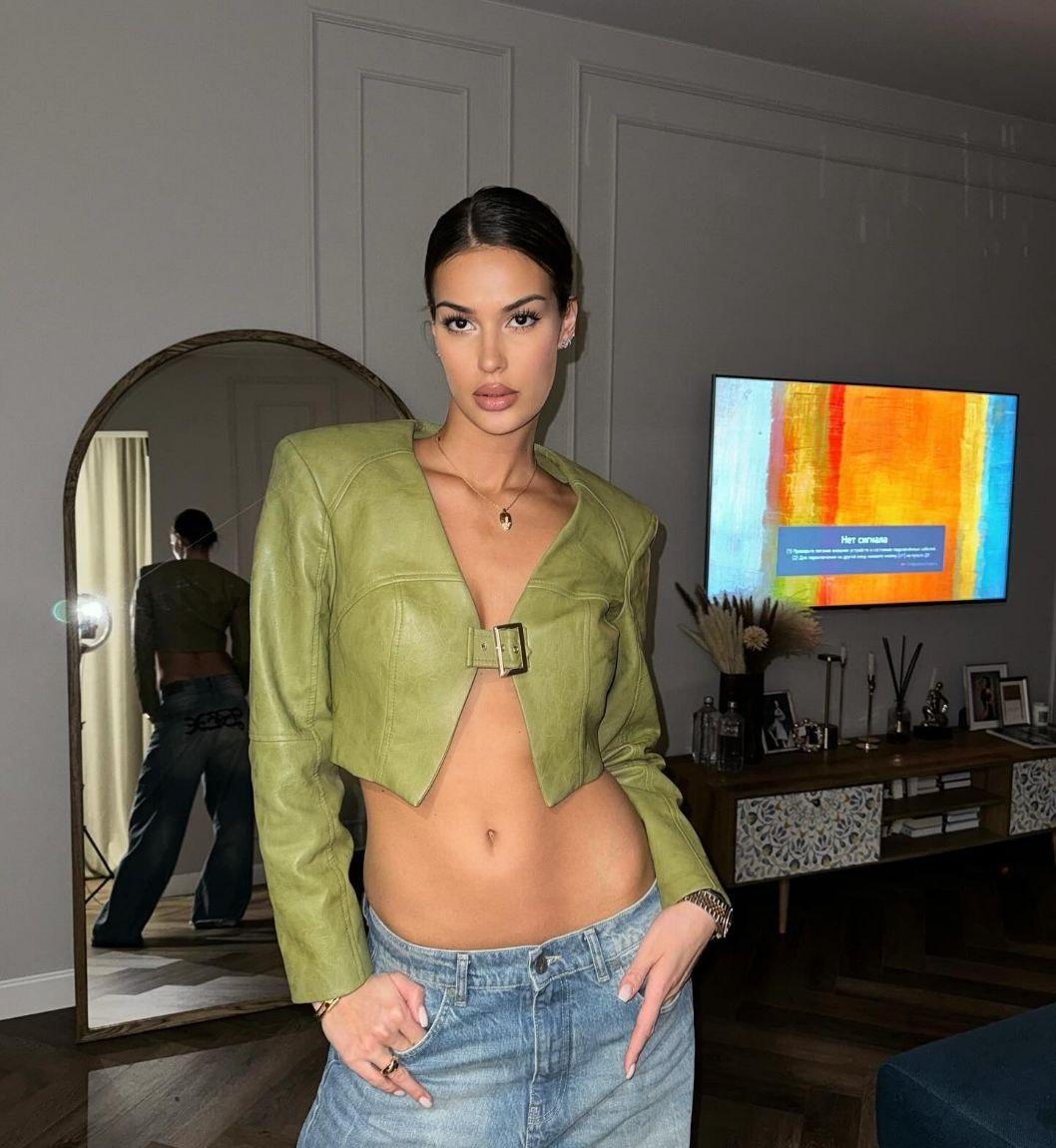 Тася привлекательная девушка из Большой камень цена от 8000 руб