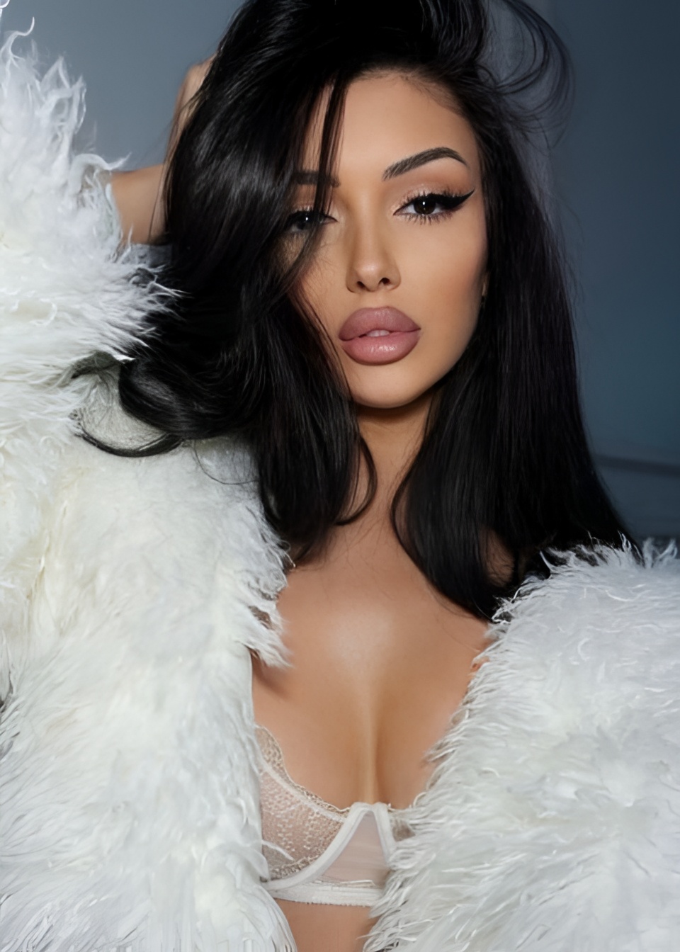 ЕВА BEST GERL привлекательная девушка из Большой камень цена от 15000 руб