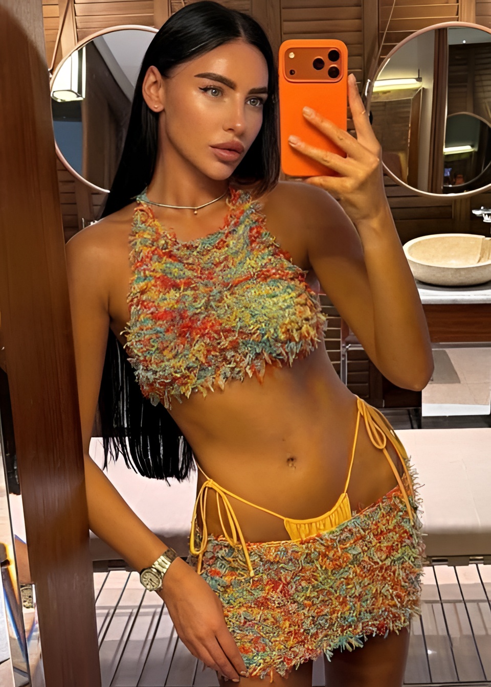 МАЛЛИНА VIP привлекательная девушка из Большой камень цена от 18000 руб