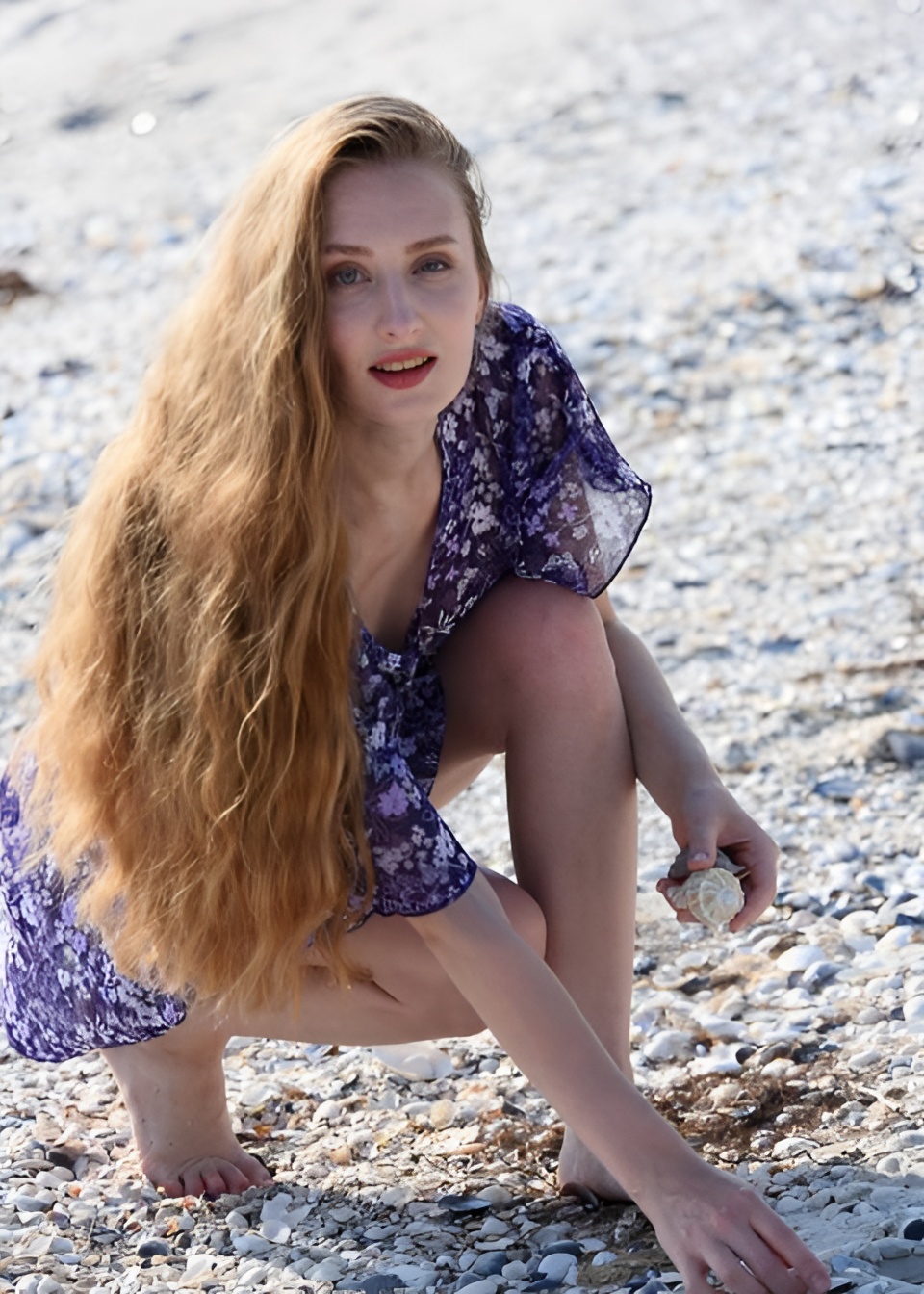 Света привлекательная девушка из Большой камень цена от 3500 руб