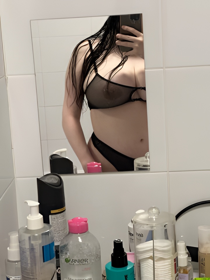 Индивидуалка Роза, доступна для личного знакомства от 1500 руб