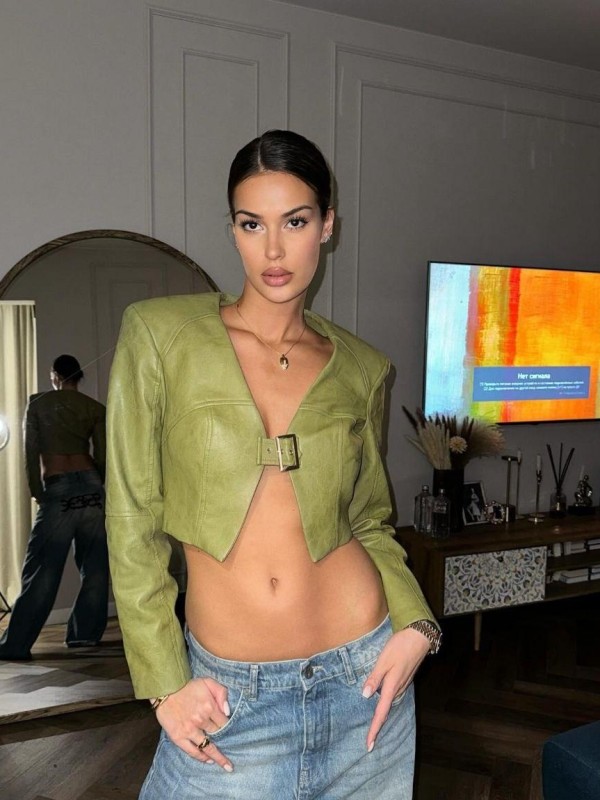 Тася из Большой камень